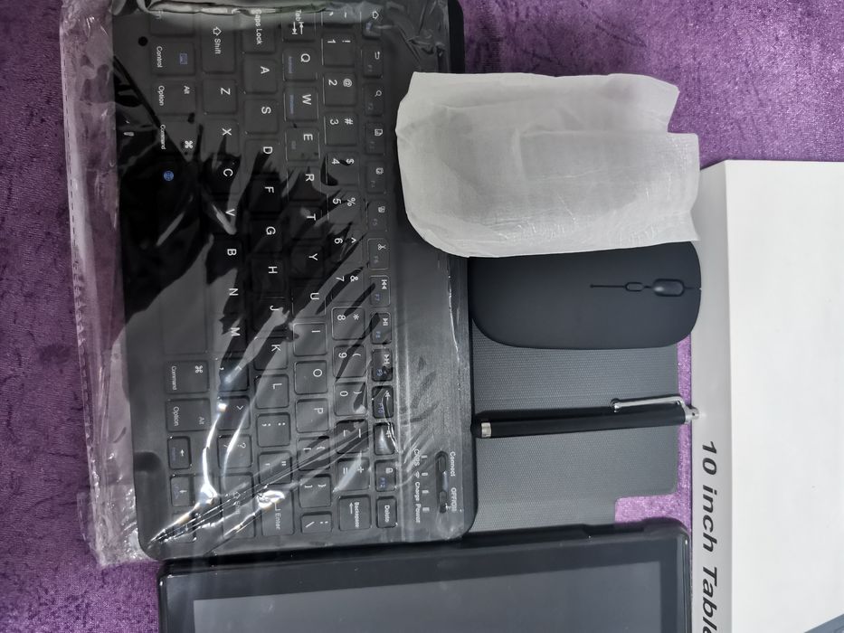Таблет YQ10S_MAX