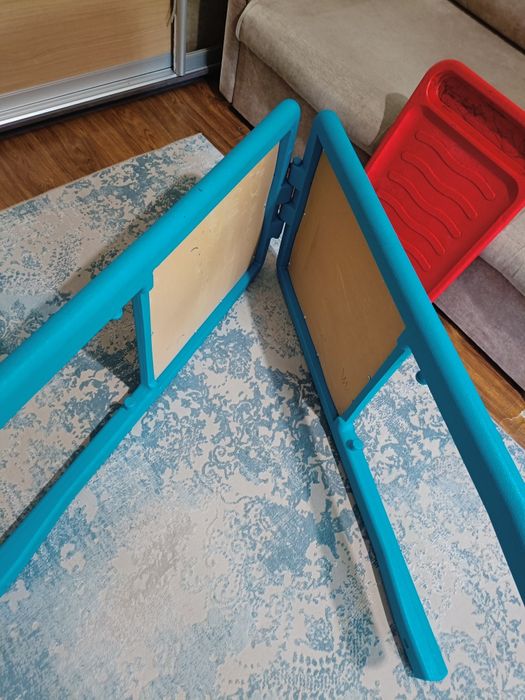 Продам детскую доску(мольберт)