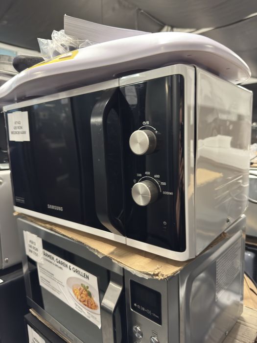 Cuptor cu microunde Samsung MS23K3614AW