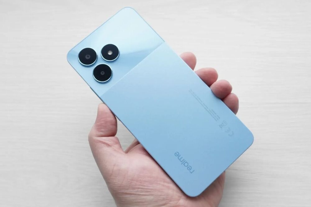 Продам телефон реалии нот 50