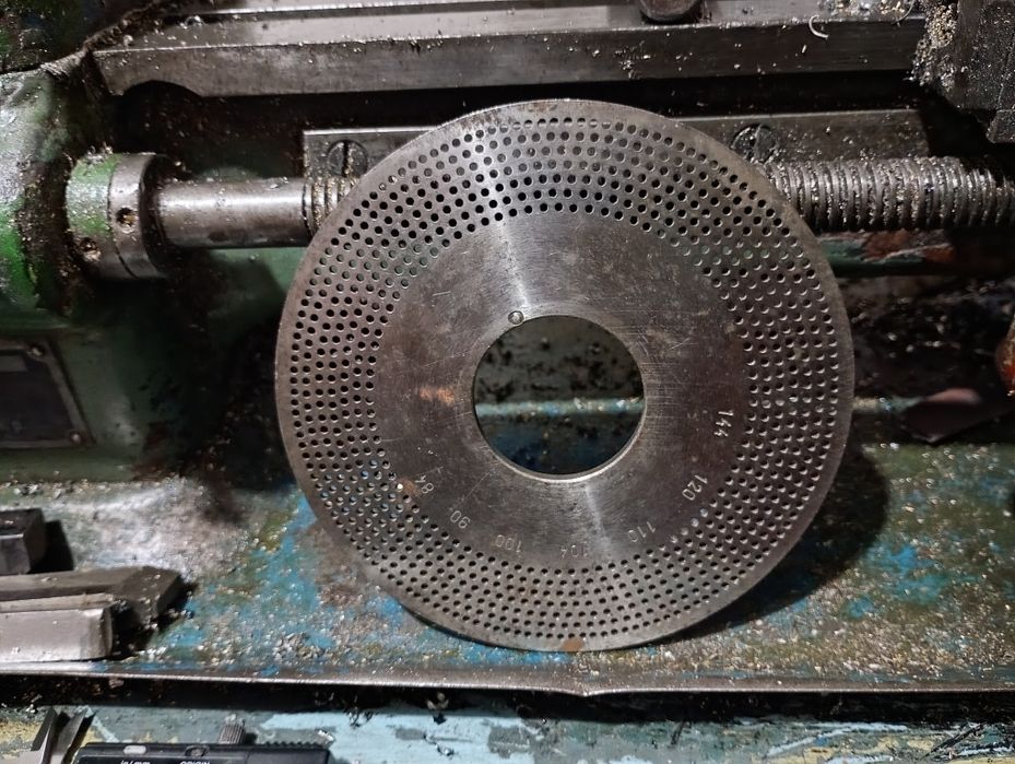 Продавам чешки мини струг ТОС МН-80