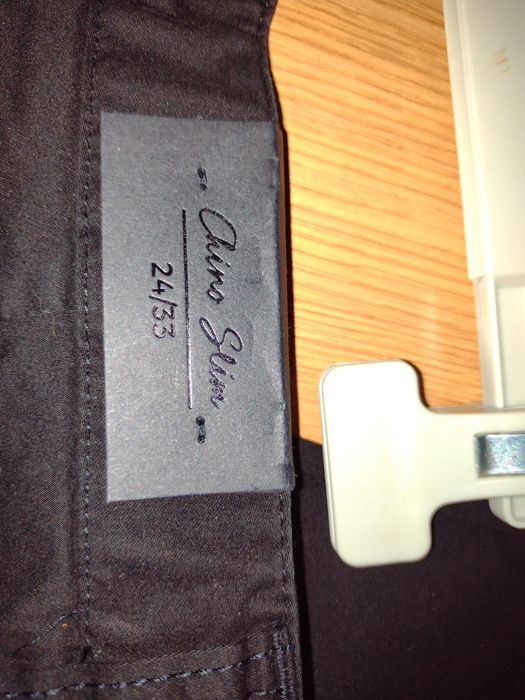 Pantaloni casual eleganti