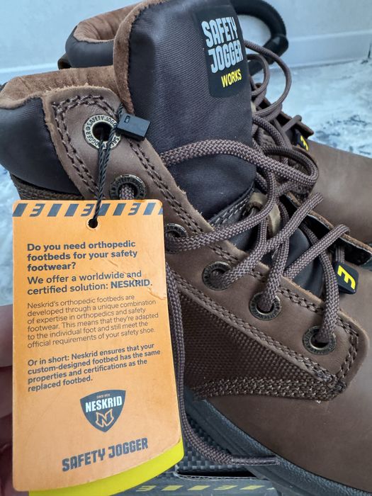 Спец ботинки 41 размера осенний