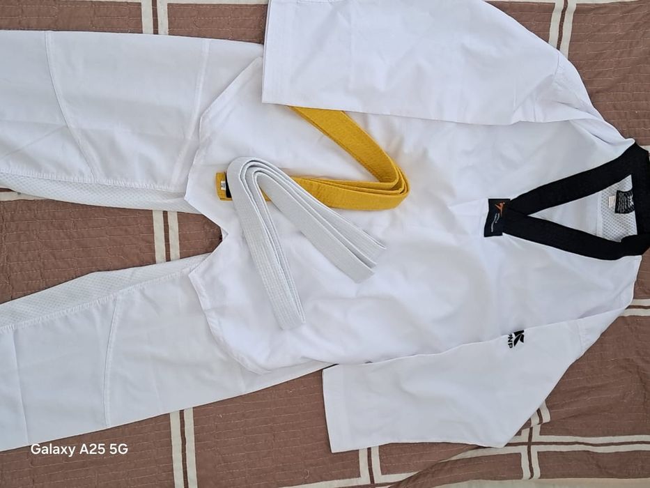 Костюм для тренировки