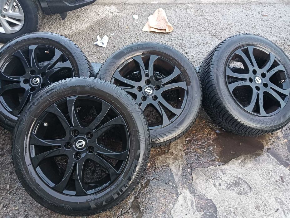 Jante negre originale Nissan Qashqai 215/60R17 5X114,3