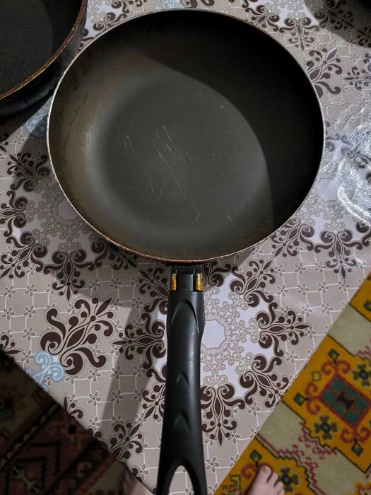 Продаются сковородки