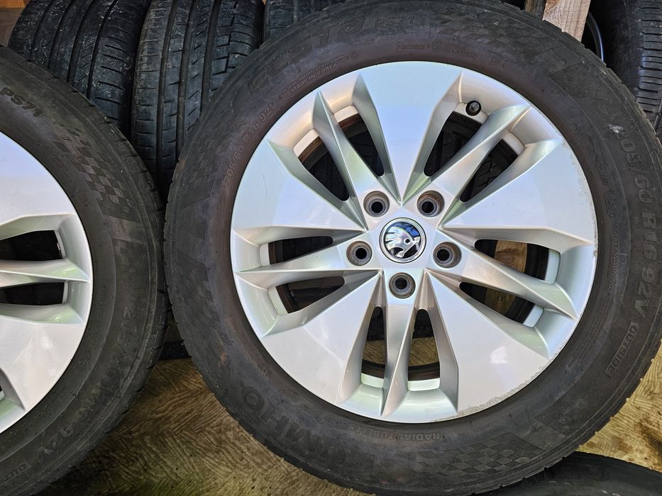 Jante aliaj 16" Skoda Octavia 3/4 Volkswagen cu anvelope vara  205 60 16