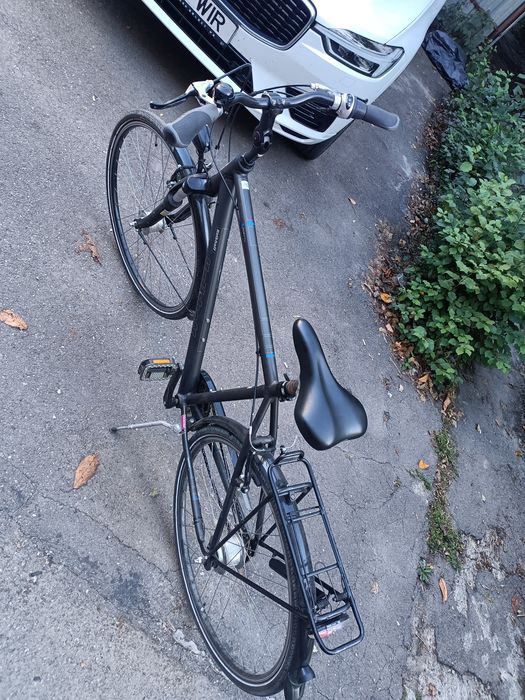 Vând două biciclete