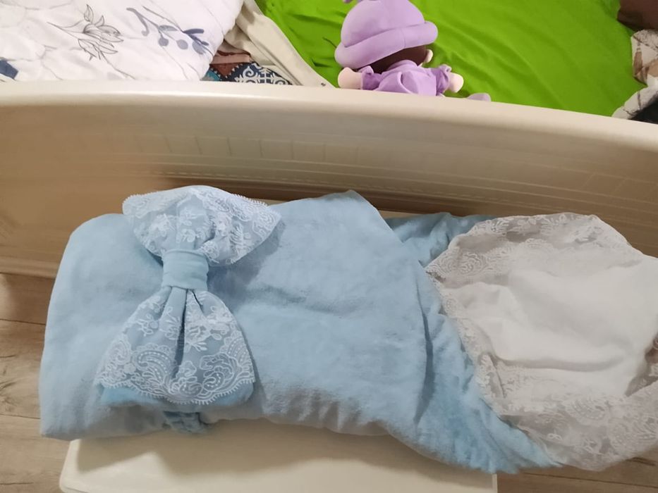 Конверт 3000тг. В роддом.