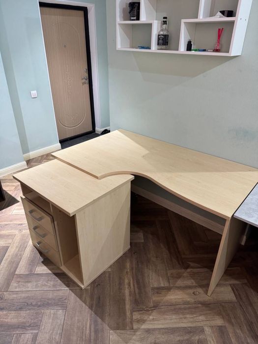 Столы для офиса/цеха