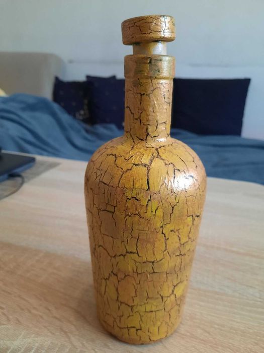 Бутилки за домашни ракия и вино. Ръчна изработка, единични бройки.