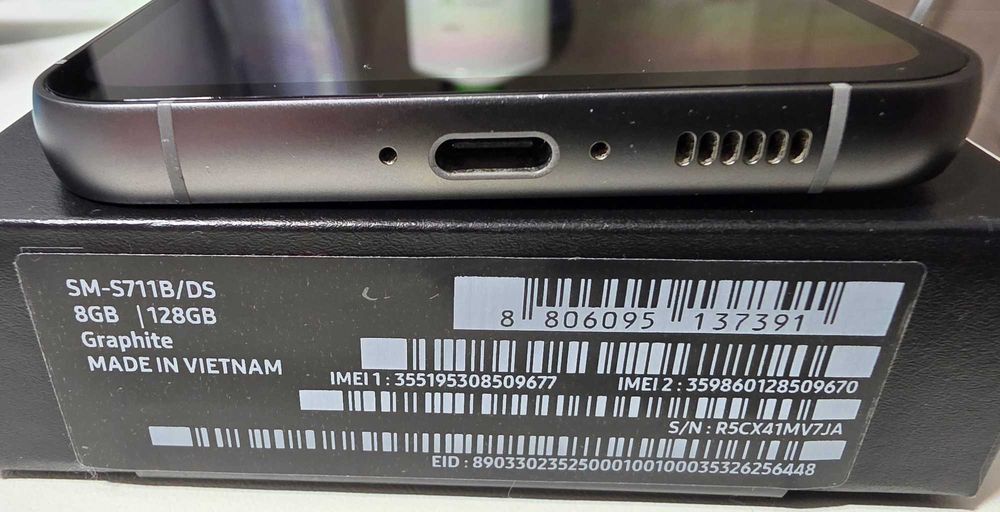 Samsung Galaxy S23 FE