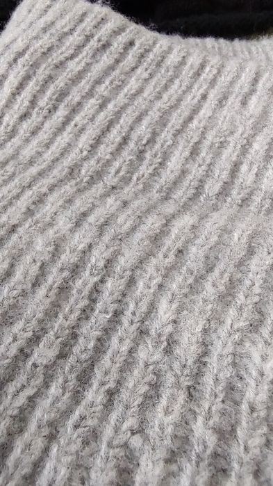 căciulă dublată polar+fular circular TEX ,nou