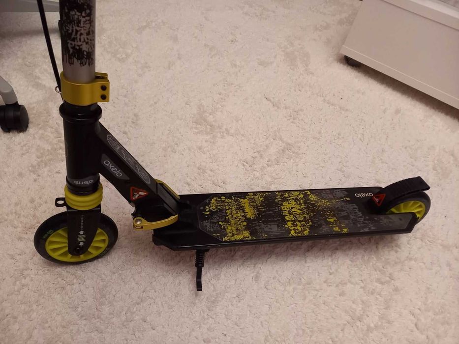 Алуминиева сгъваема тротинетка с амортисьор и спирачка