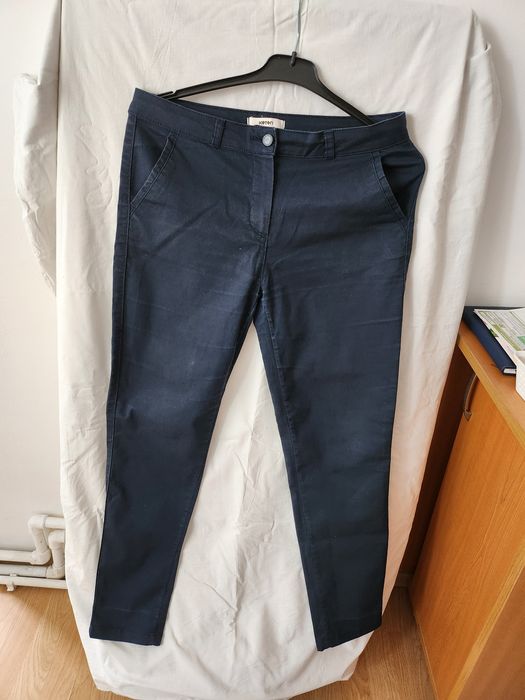 Fuste și pantaloni de dama