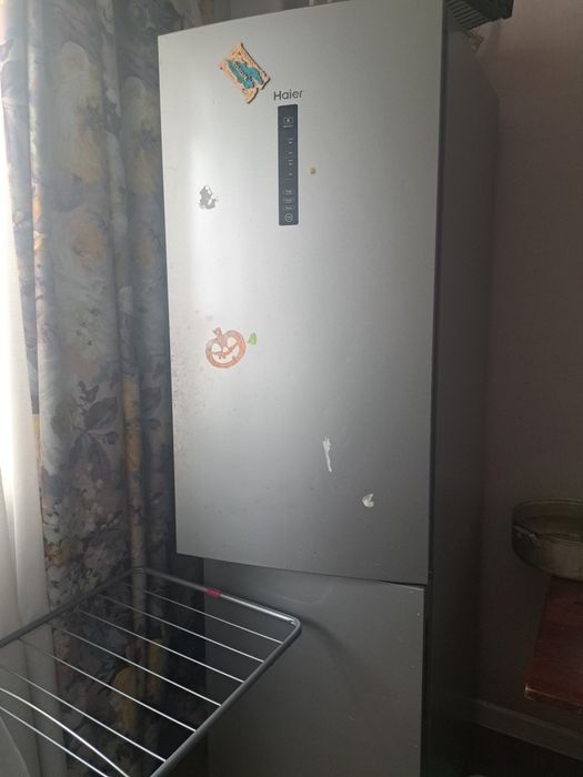 Продам холодильник Haier