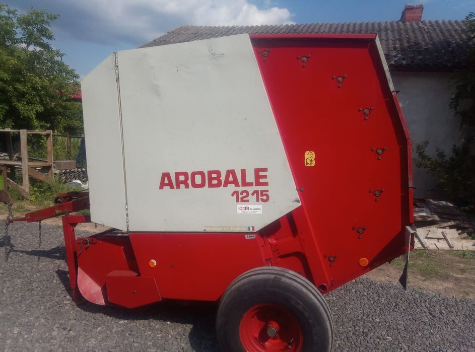 Пресс подборщик AROBALE 1215