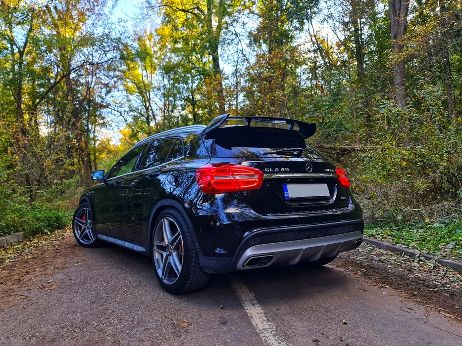 Mercedes GLA 45 AMG 114.000km,Benzina2.0/365cp*4Matic,Vand/Sch Mustang