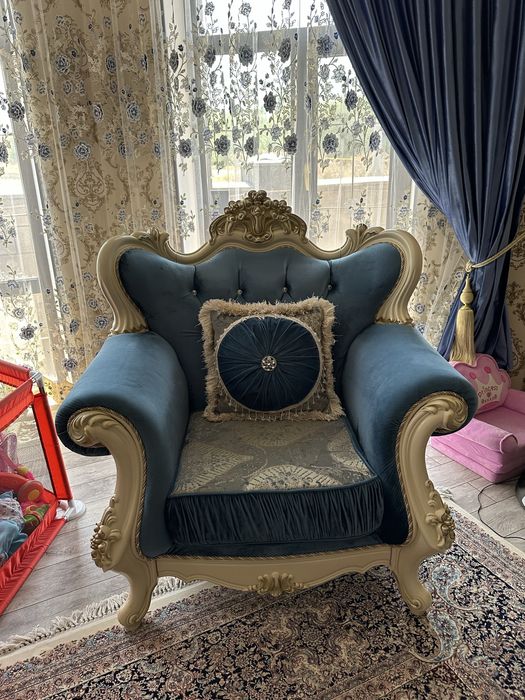 Каролевская мягкая мебель