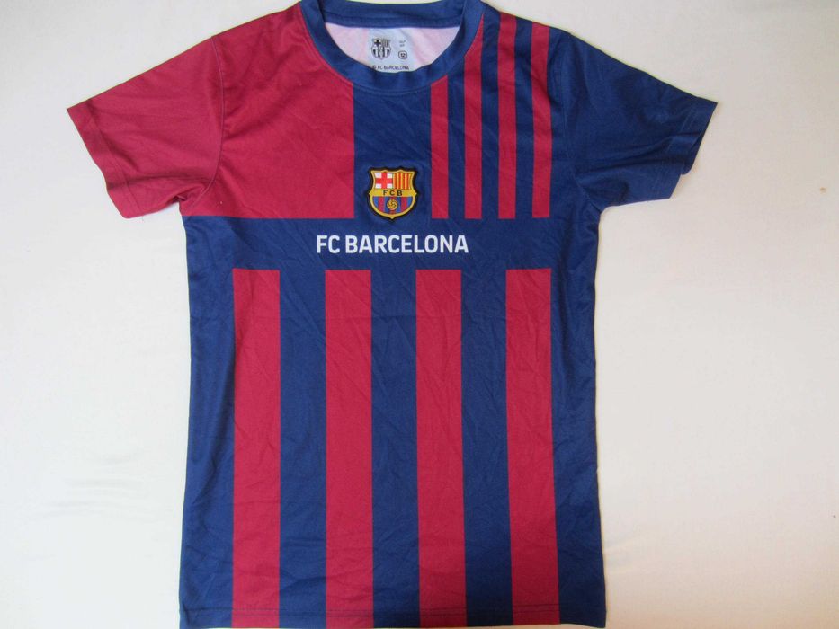 Tricou fotbal Barcelona,masura 12 ani,nepersonalizat,stare f. buna