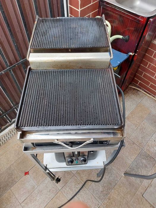 Gratar electric profesional