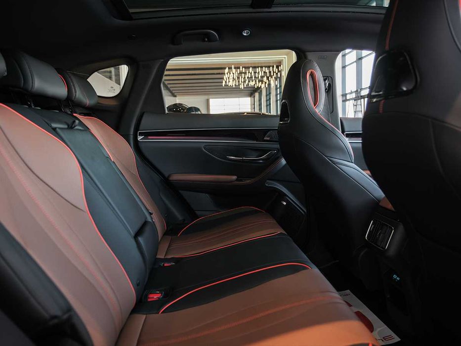 BYD SONG PLUS CHAMPION DM-I ( 150km Flagship )