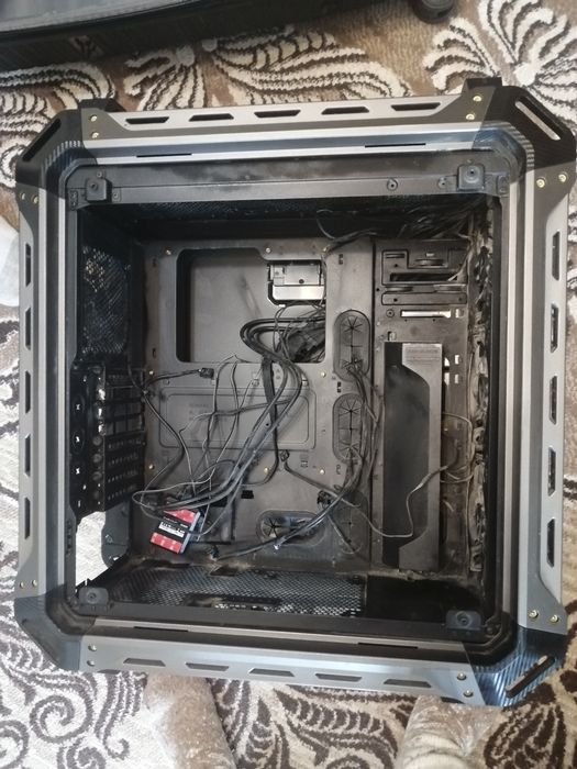 Флагманский Full-Tower корпус Cougar Panzer Max + 3 RGB кулера