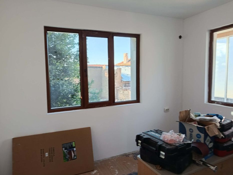 Продавам Масивна Тухлена Къща :село Чоба