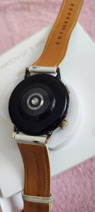 Huawei GT 3 и Самсунг fit 3