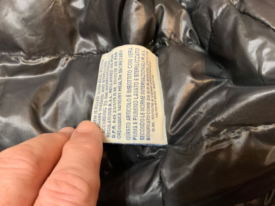 Moncler-оригинално,яке 48 м