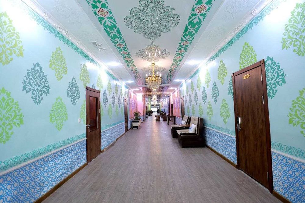 Гостиница Garden City сотилади.