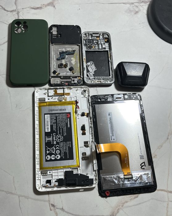 Планшет и телефоны на запчасти