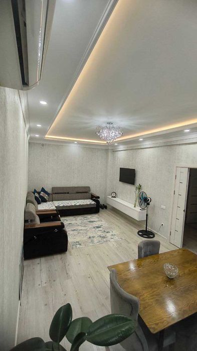 Двухэтажный коттедж недалеко от метро Куйлюк