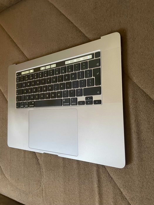 16" Core i7 MacBook Pro A2141 (2019) Space Gray-i7/16GB RAM/512GB SSD — миниатюра 3