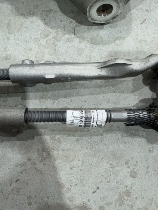 Fuzeta bmw seria 5 G30 G31 brate rulment 520 530 540