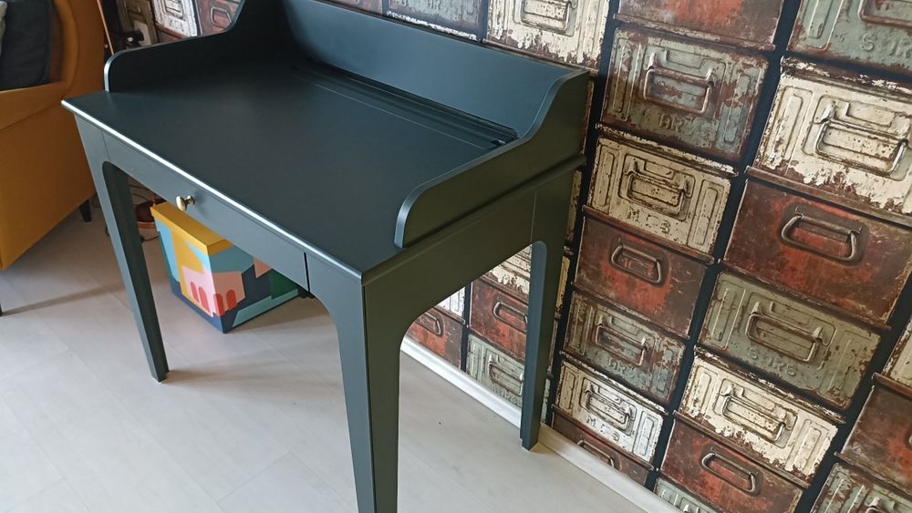 Чисто ново бюро ИКЕА !