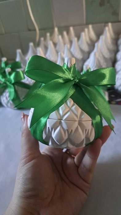 Бонбонерки, той табақ, шкатулки