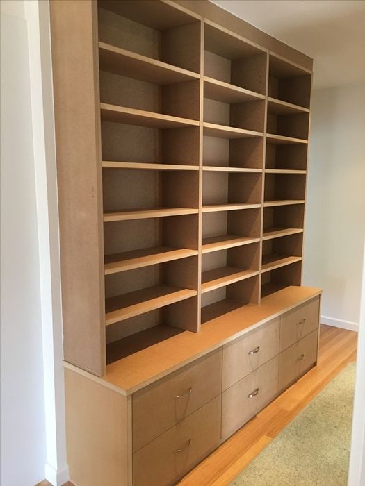 Мебель на заказ изгатовим для дома и офисов