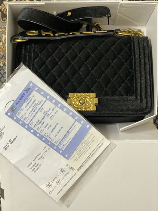 Chanel qora sumkasi