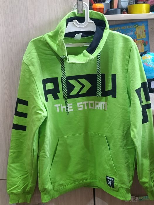 Продам детские кофты