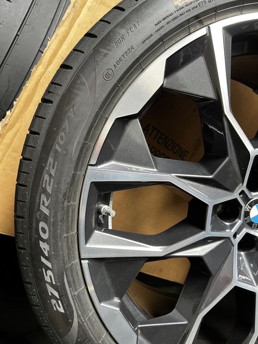 4 anvelope vara NOI Demo , Bmw X7 , 315/35/22 + 275/40/22 , Pirelli * , RunFlat !