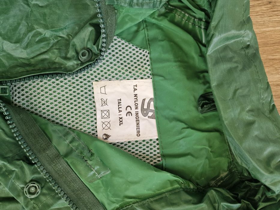 Costum de ploaie impermeabil , XXL, Spania, noi