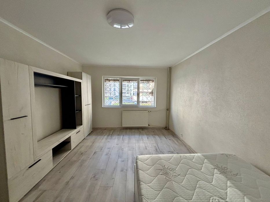 Garsoniera de închiriat