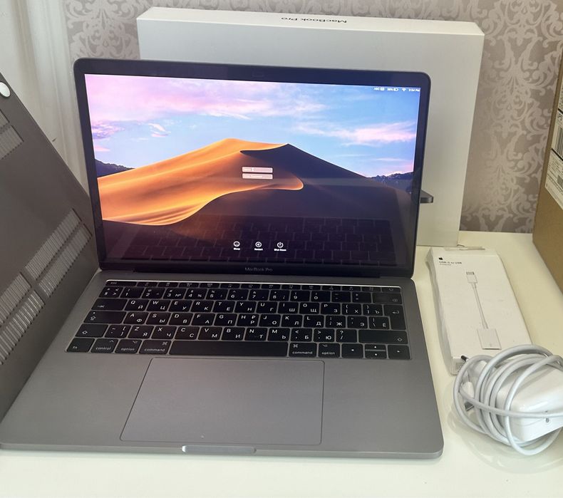 Продам Macbook pro 13 2016года