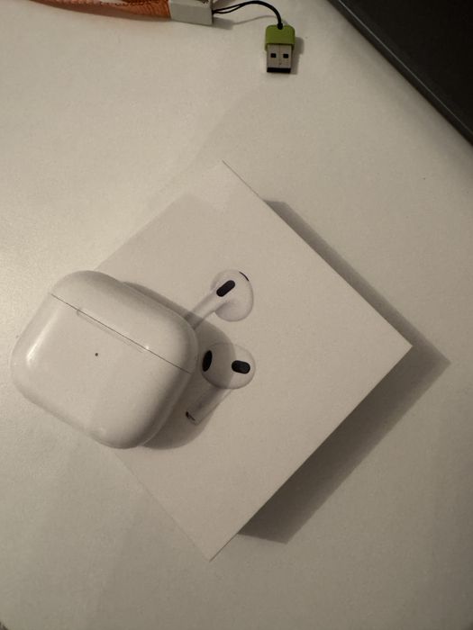 Airpods (3rd generation