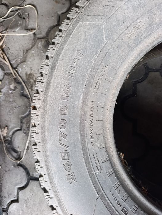 Одна шина 265/70/16