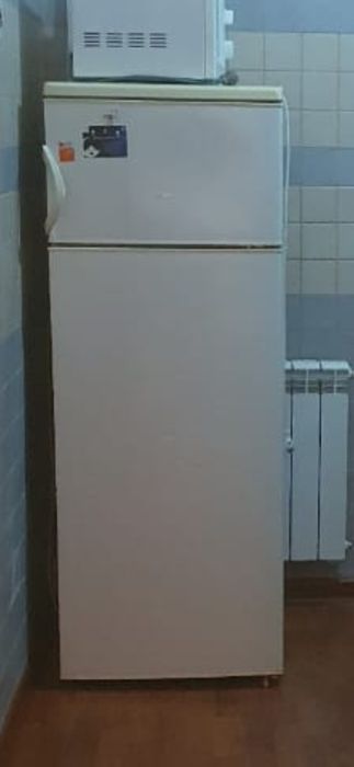 Продам холодильник б/у