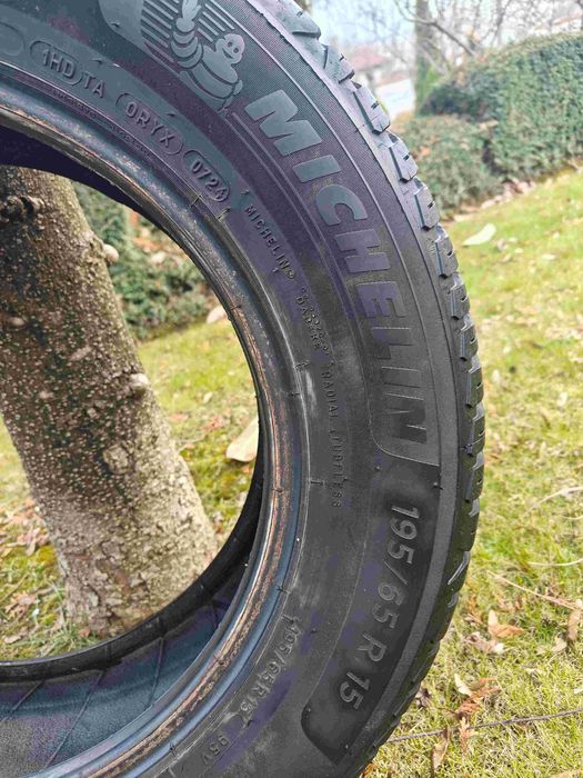 продавам 4бр.гуми mishelin crossclimate2 195/65/15 всесезони карани4м.