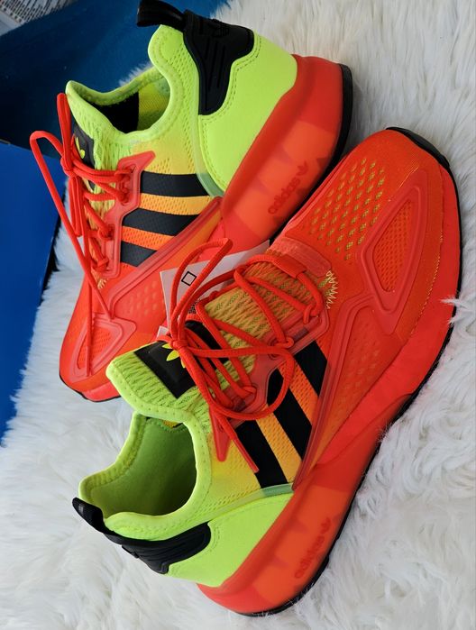 Adidas оригинални дамски сникърси нови 38/3