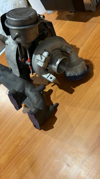 Turbina Golf 5 1.9 BLS